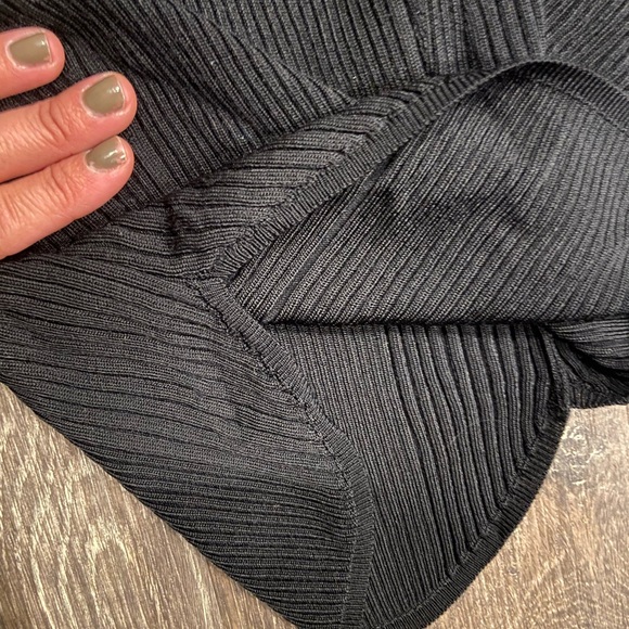 Carrie Jersey Lace-Up Vee - Picture 6 of 6